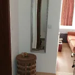 Appartement студио тони в модерна сграда с фитнес в централна Varna