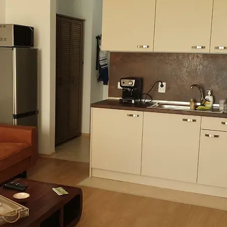 студио тони * Várna