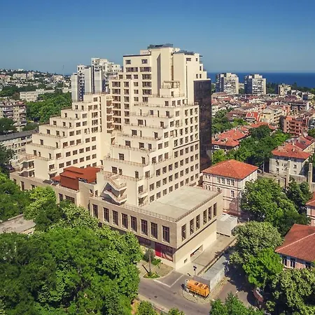 студио тони Várna