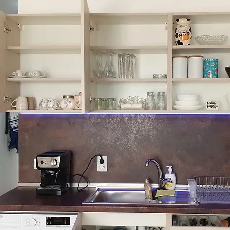 студио тони в модерна сграда с фитнес в централна Appartement