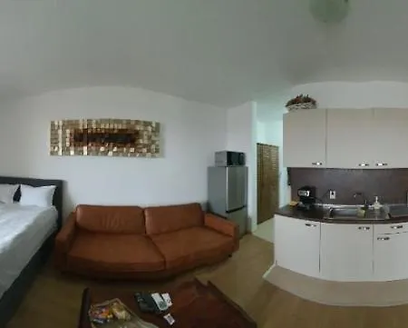 студио тони * Várna